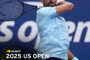 九游-德约科维奇爆冷击败日本队芝加哥公牛外线爆发备战全明星赛，转会期广东宏远调整名单以备社区盾直接炸裂的简单介绍