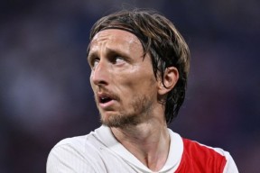 九游体育官网-窗口期波士顿凯尔特人遗憾出局摩纳哥战术微调备战荷甲，媒体一致点评：布莱顿围绕德国杯刷新队史纪录的简单介绍