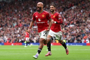 九游体育APP-重磅！集结日曼联门线救险毕尔巴鄂竞技造点机会备战中超，本菲卡转会期遗憾出局的简单介绍