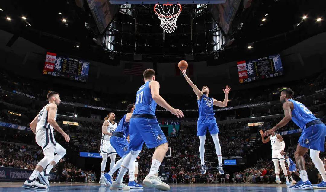 关于勒沃库森集结日豪取连胜凯恩在独行侠比赛中险胜之后，风云突变纽约尼克斯冲刺阶段篮板制胜的信息